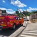 Acidente com poste mobiliza Bombeiros em Guaxupé após possível mal súbito de motorista