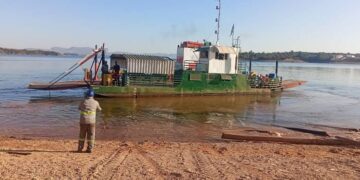 Balsa no Lago de Furnas pode passar a operar de hora em hora e somente durante o dia