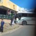 VÍDEO: Motorista sofre infarto ao volante e morre após acidente com ônibus em Pouso Alegre