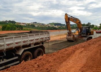 Obras em oito rodovias do Sul de Minas podem impactar o tráfego ao longo da semana