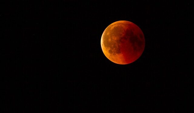 Eclipse lunar de 3 de março: veja como será a “Lua de Sangue” e onde poderá ser observada