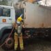 Incêndio em caminhão de coleta é controlado no Distrito Industrial de Alfenas