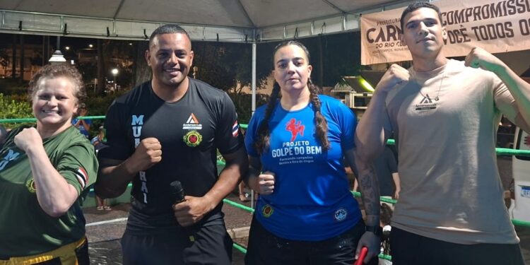 VÍDEO | Praça Dona Maria Goulart em Carmo recebe grande evento de muay thai e boxe