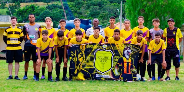 Clube dos XXX brilha na VIII Copinha Área Regional de Futebol de Base em Carmo do Rio Claro (MG)
