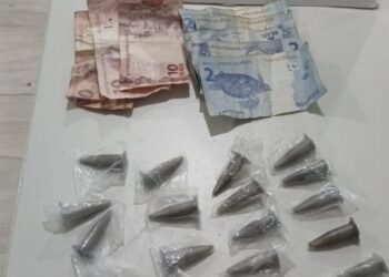PM prende suspeito e apreende cocaína durante ação contra o tráfico em Serrania (MG)