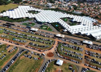 Agrobom marca presença inédita na Femagri 2026 e leva ao mercado sua força na comercialização de grãos