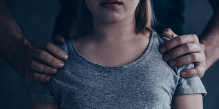 MPMG firma acordo em Nova Resende para implantação de escuta especializada a crianças e adolescentes vítimas ou testemunhas de violência