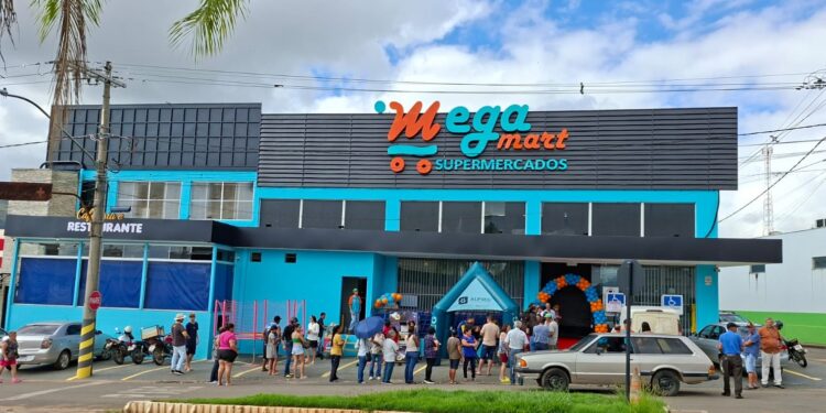 VÍDEO | Mega Mart Supermercados inaugura sua nova loja em Carmo do Rio Claro