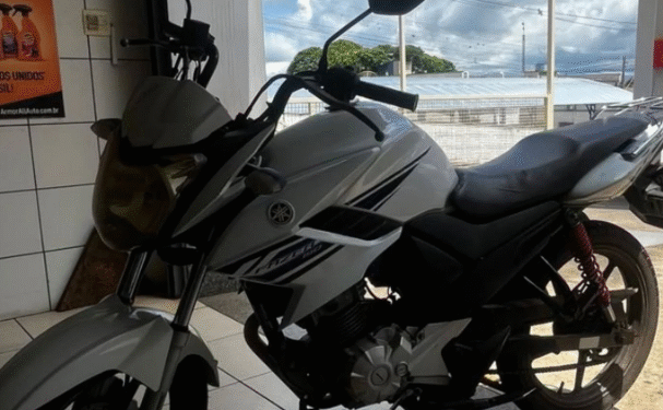 Motocicleta é furtada em Alfenas; PM busca informações