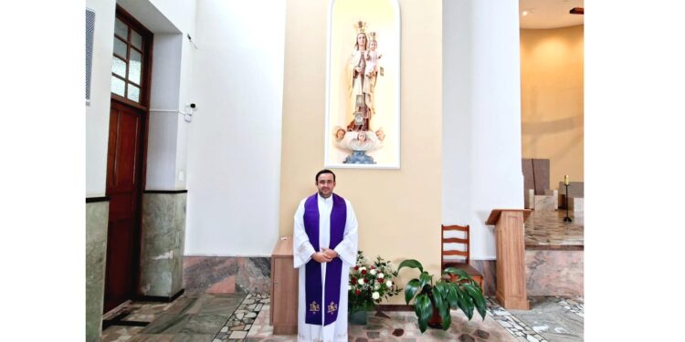 VÍDEO: Padre Gilmar fala sobre rotina da Paróquia Nossa Senhora do Carmo, Quaresma e Mutirão das Confissões