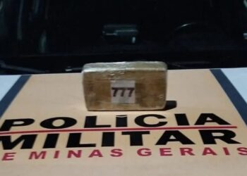 Polícia Rodoviária apreende mais de 1 kg de crack na MG-050