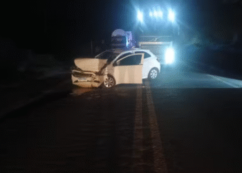 Colisão na MG-050 deixa duas mulheres em estado grave