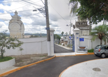 Jovens são detidos após invadirem cemitério e gravarem vídeos para redes sociais