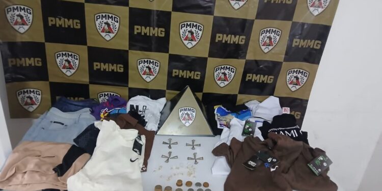 Polícia Militar apreende drogas e recupera produtos furtados em Campo do Meio