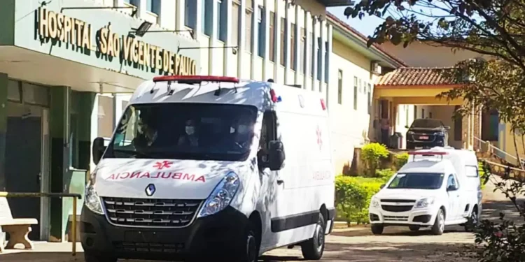 Carmo do Rio Claro investe R$ 297 mil em reforma do piso do Hospital São Vicente de Paulo
