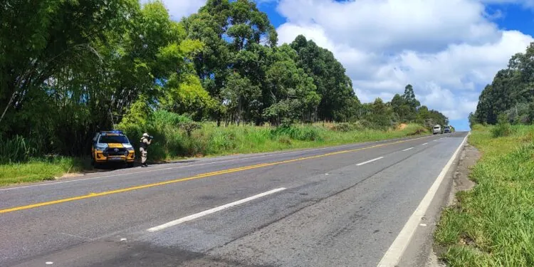 Operação “Limite Seguro” reforça fiscalização de velocidade na MG-050 em Passos