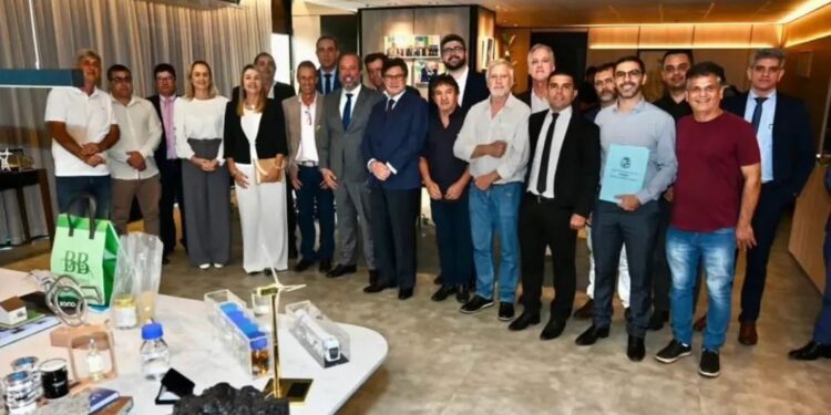 Luizinho articula investimento recorde de R$ 530 milhões para saneamento no Sul de Minas