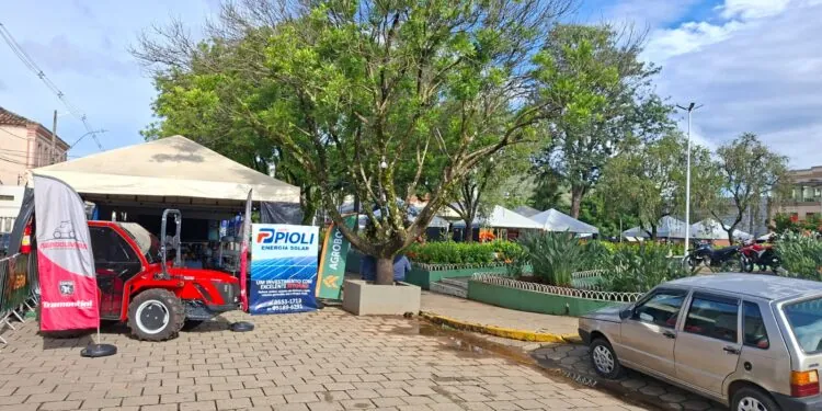 VÍDEO: Carmo do Rio Claro vira vitrine de oportunidades com feira de negócios e festival de café