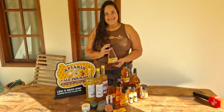 VÍDEO | Produção criativa: Apiário de Carmo do Rio Claro aposta em novos usos para o mel