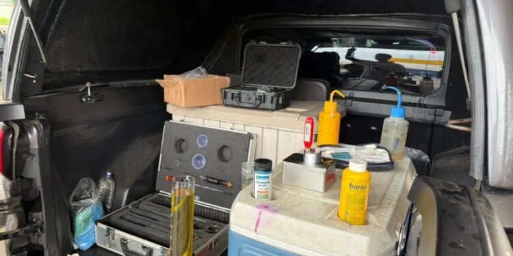 Operação mira combustível adulterado e preços abusivos em postos do Sul de Minas