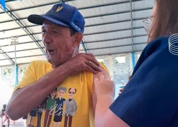 Prefeitura de Carmo do Rio Claro promove vacinação contra a gripe no Grupo Bem Viver