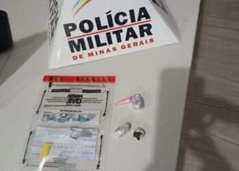 Operação da PM prende suspeito reincidente por tráfico e apreende drogas em Serrania