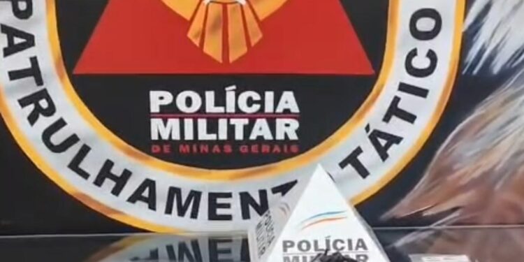 Dois homens são presos por tráfico de drogas, ameaça e agressão em ocorrências distintas em São Sebastião do Paraíso