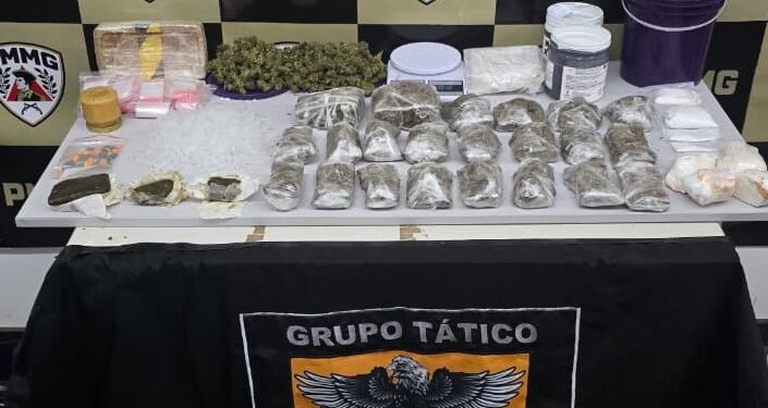 VÍDEO | Operação na MG-050 em Passos resulta na prisão de três suspeitos e apreensão de grande quantidade de drogas