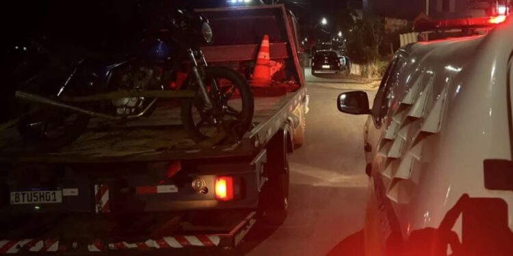 Polícia Militar apreende motocicleta irregular durante patrulhamento em Conceição da Aparecida (MG)
