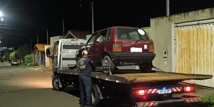 Polícia Militar recupera veículo furtado e prende dois suspeitos entre Alpinópolis e Passos (MG)