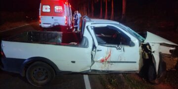 Motorista fica gravemente ferido após colisão com máquina agrícola na LMG-879