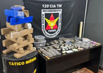 Polícia Militar apreende 30 quilos de maconha e desarticula esquema de tráfico por delivery no Sul de Minas