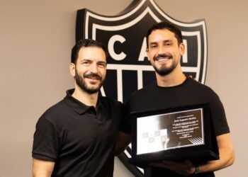José Augusto Basílio, de Carmo do Rio Claro, é homenageado pelo Atlético Mineiro