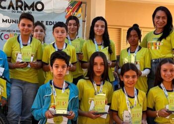 Alunos da rede municipal se destacam na final do Construindo Palavras em Carmo do Rio Claro