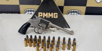 VÍDEO: Homem é preso por porte ilegal de arma de fogo às margens da MG-491