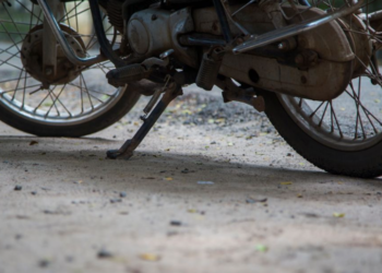 Motociclistas devem indenizar família de passageiro morto em acidente