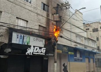 VÍDEO: Incêndio em transformador mobiliza Corpo de Bombeiros no Sul de Minas