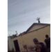 Homem é baleado em telhado ao tentar fugir da PM