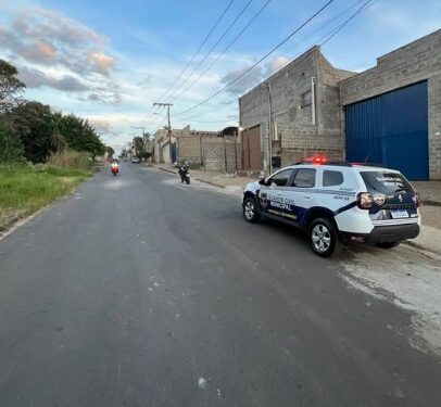 Suspeito invade telhado de galpão e foge antes da chegada da GCM em Passos