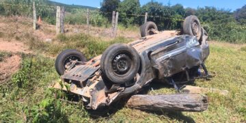 Acidente na BR-265 deixa um morto e três feridos após colisão durante ultrapassagem