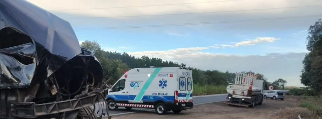 Motorista de Areado fica ferido em acidente na MGC-491