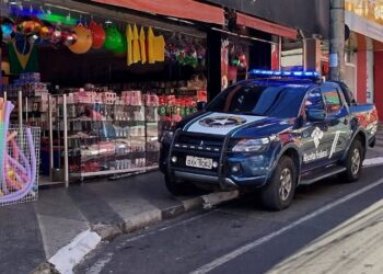 VÍDEO: Receita Federal e Polícia Militar realizam Operação Atacado Central em Passos