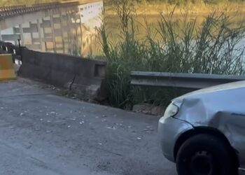 Colisão entre dois carros é registrada nas proximidades da Ponte Torta em Carmo do Rio Claro