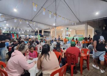 Bingo de R$ 5 mil marca encerramento do primeiro fim de semana da festa do Lar Nossa Senhora do Carmo
