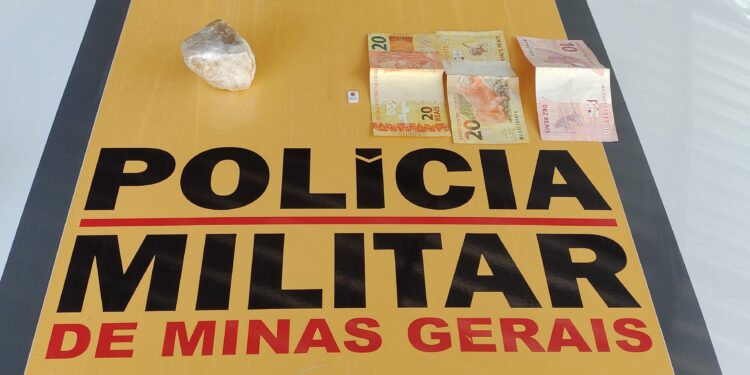 Homem é preso por tráfico de drogas durante operação policial na LMG-857