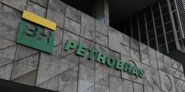 Petrobras implementa desconto no diesel a partir de segunda-feira