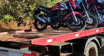 PM Rodoviária apreende motos durante operação contra manobras perigosas