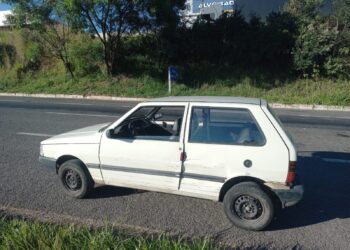 Motorista suspeito de embriaguez foge após acidente na MG-050