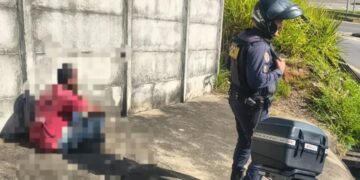 Homem é flagrado pela GCM furtando estrutura metálica de outdoor no Sul de Minas