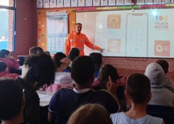 VÍDEO | Bombeiros promovem ação educativa sobre prevenção de incêndios para crianças em Poço Fundo